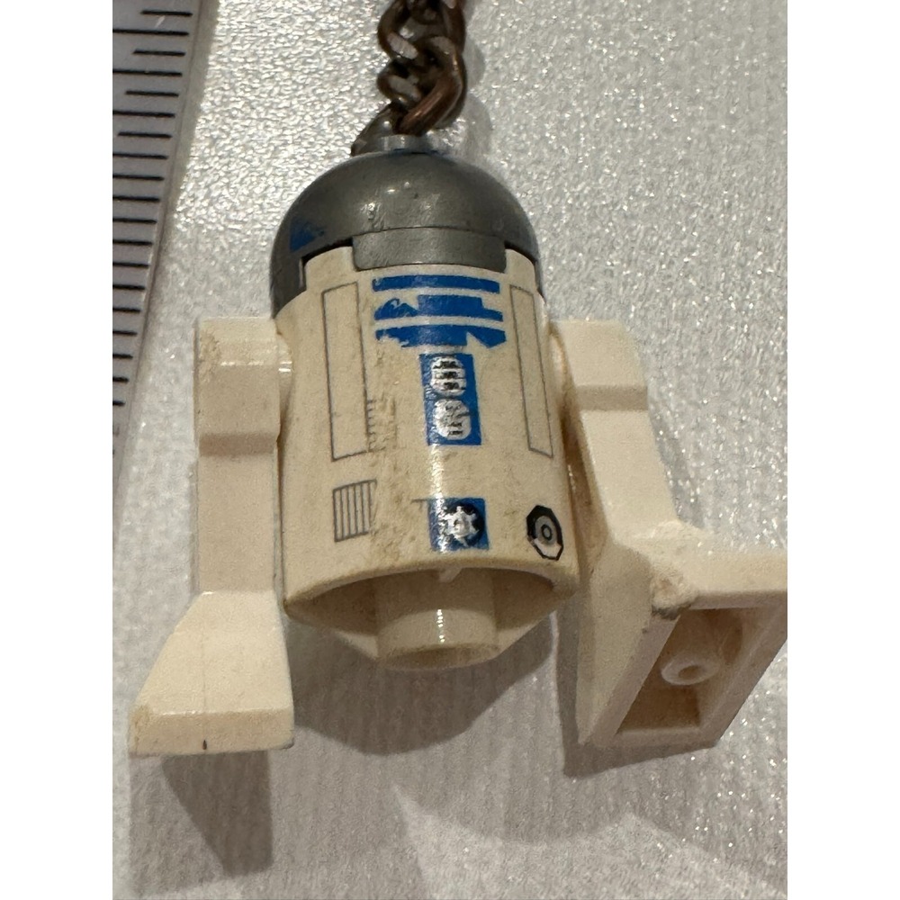 Lego Star Wars R2D2 Minifigure Keychain - Picture 8 of 8